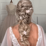 483011128786963291 Very romantic hair braid